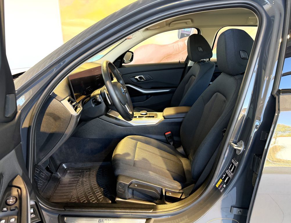 BMW 320e Touring KAM+SPUR+KOMF+adp.LED+HIFI+LivePro+ imagem 3