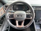 Jeep Grand Cherokee L 5.7L V8 Summit 4x4 6-Sitzer - Jeep Grand Cherokee: 7.4