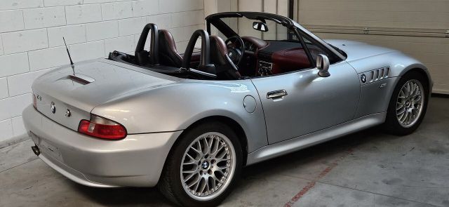 BMW Bmw Z3 1.9 "INDIVIDUAL"