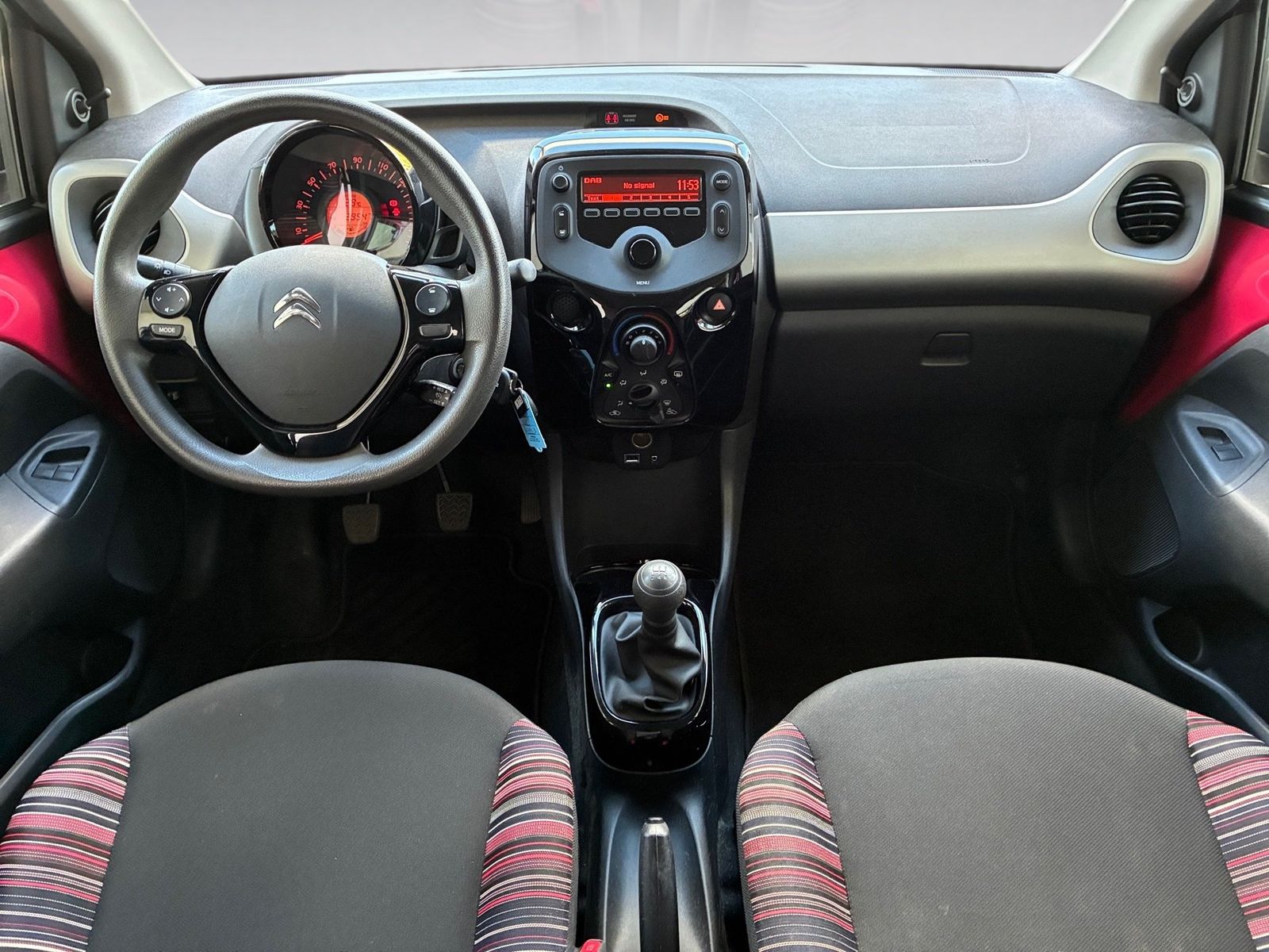 Fahrzeugabbildung Citroën C1 1.0 VTi Airscape Feel PDC,SD