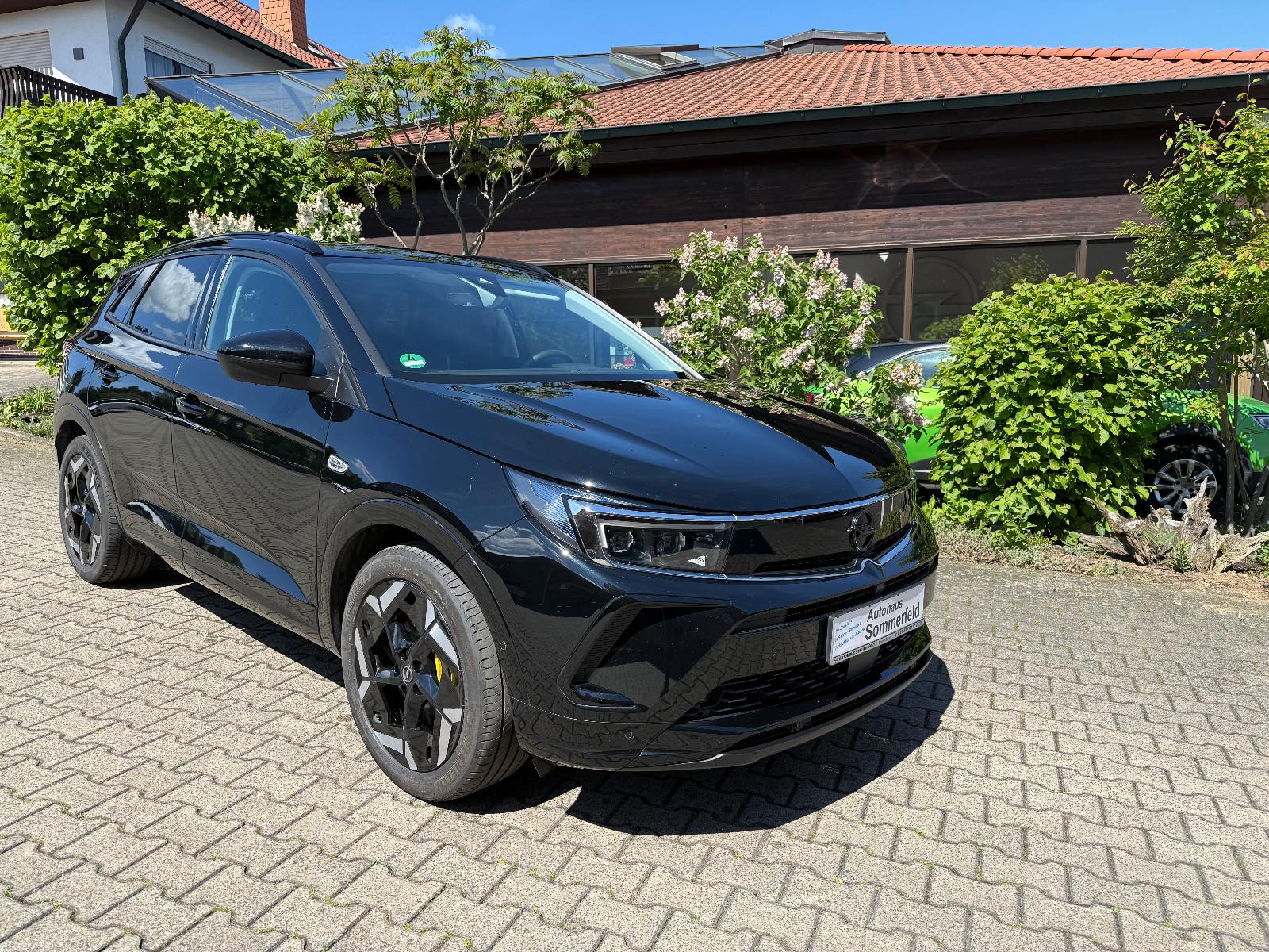 Opel Grandland GSe Hybrid, AHK, Black edition