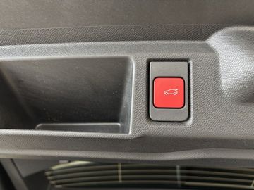 Fotografie 11 des Opel Grandland (X) Grandland 1.2 DI Hybrid 48 V Automatik GS