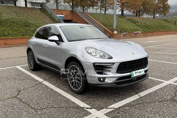 Porsche Macan - 1