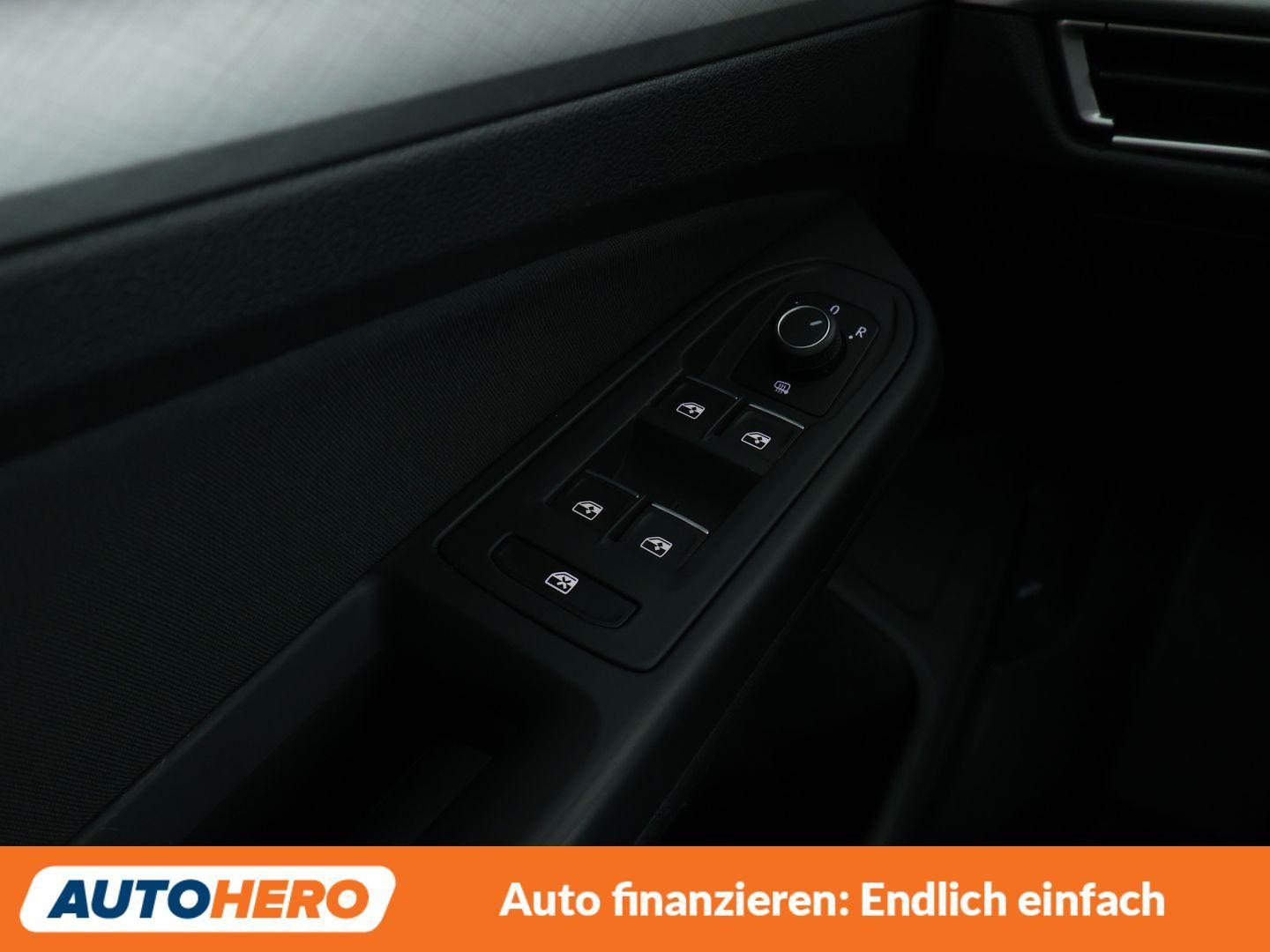 Volkswagen Golf VIII 2.0 TDI Life Aut.*NAVI*LED*PDC*ACC*SHZ, миниатюра 24