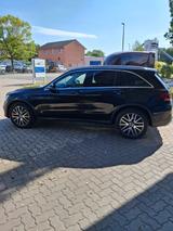 Mercedes-Benz GLC 300 GLC  d 4Matic, Ahk,Panoramadach,19"Alu - Mercedes-Benz GLC 300 Gebrauchtwagen in Hamburg