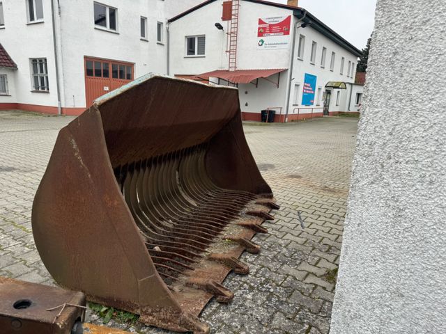 Andere Sieblöffel Siebschaufel Steinschaufel