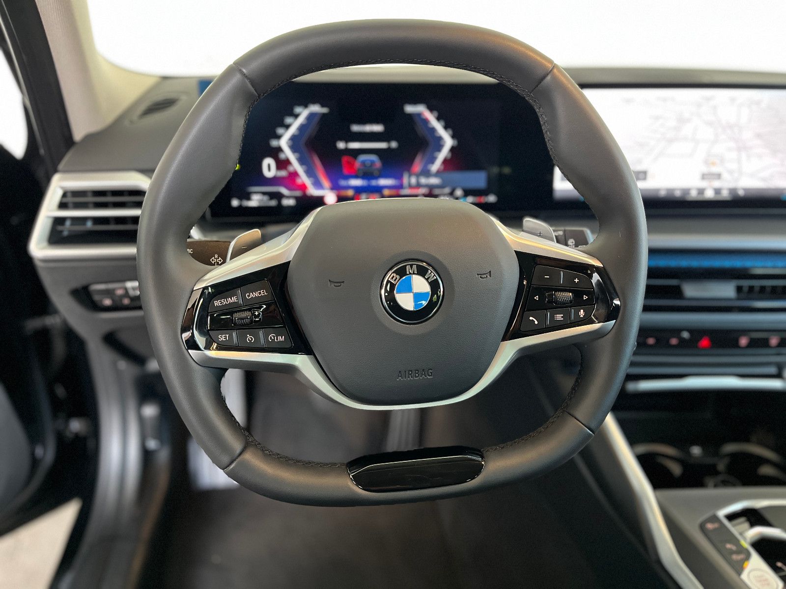 BMW 318i Tour LED Navi HiFi Sportlenkrad Shz Shadow foto 17