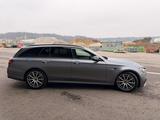 Mercedes-Benz Mercedes-AMG E 63 S 4MATIC+ T-Modell  - Mercedes-Benz E 63 AMG mit Benzin-Antrieb: Alcantara, mit Navigationssystem
