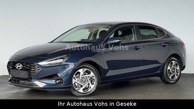 Hyundai i30 Fastback DCT FACELIFT|LHZ|SHZ|Navi|Link|VIRT