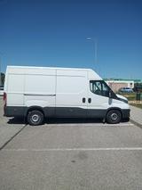 Iveco Daily 35S18 H2 L2 | 1. Hand 3.0L 175 PS - Iveco Daily 35s18