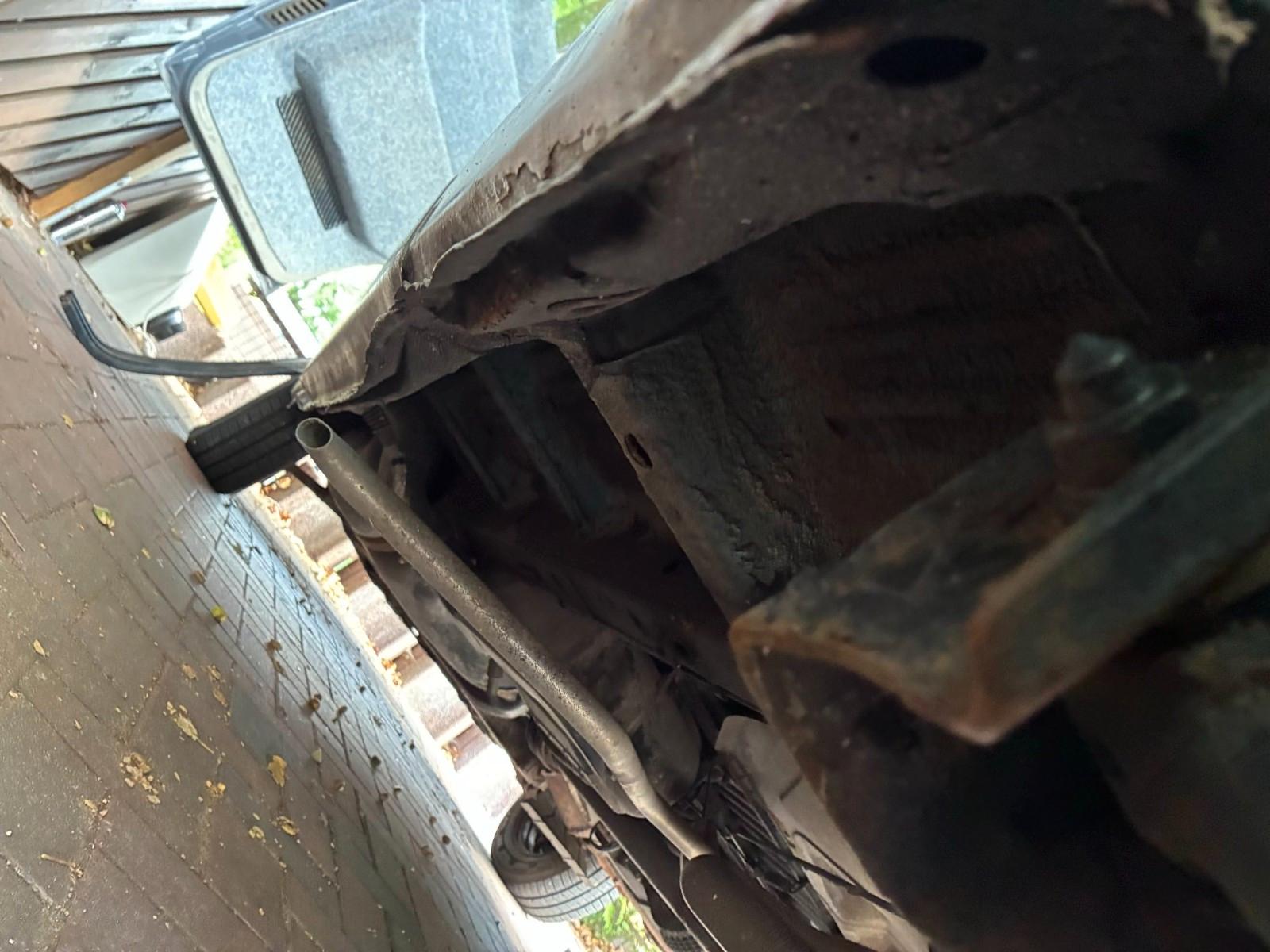 Volkswagen T4 Syncro 2.5 TDI lang Hochdach TÜV