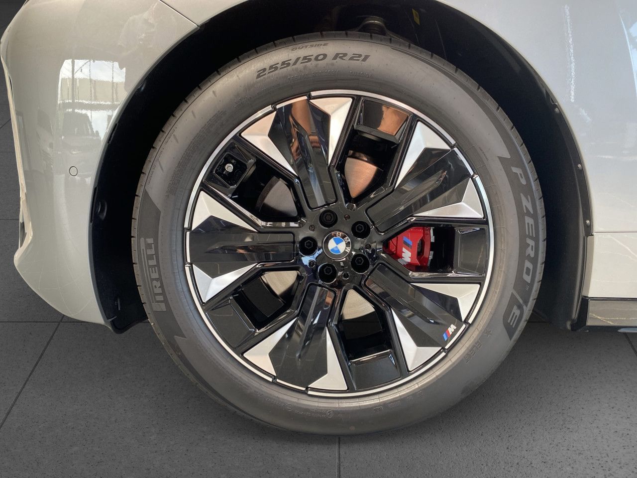 BMW iX - Bild 18