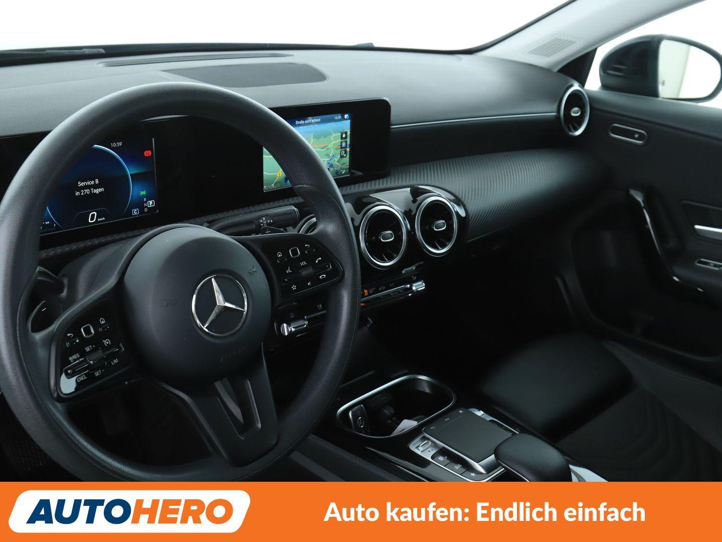 Mercedes-Benz A 180  Aut*NAVI*TEMPO*PDC*SHZ*KLIMA*GARNTIE*