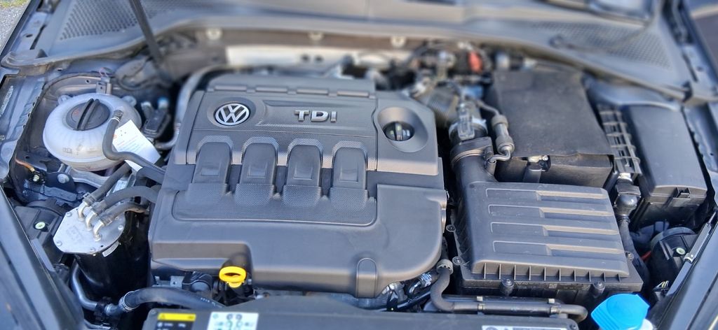 Image of Volkswagen Golf