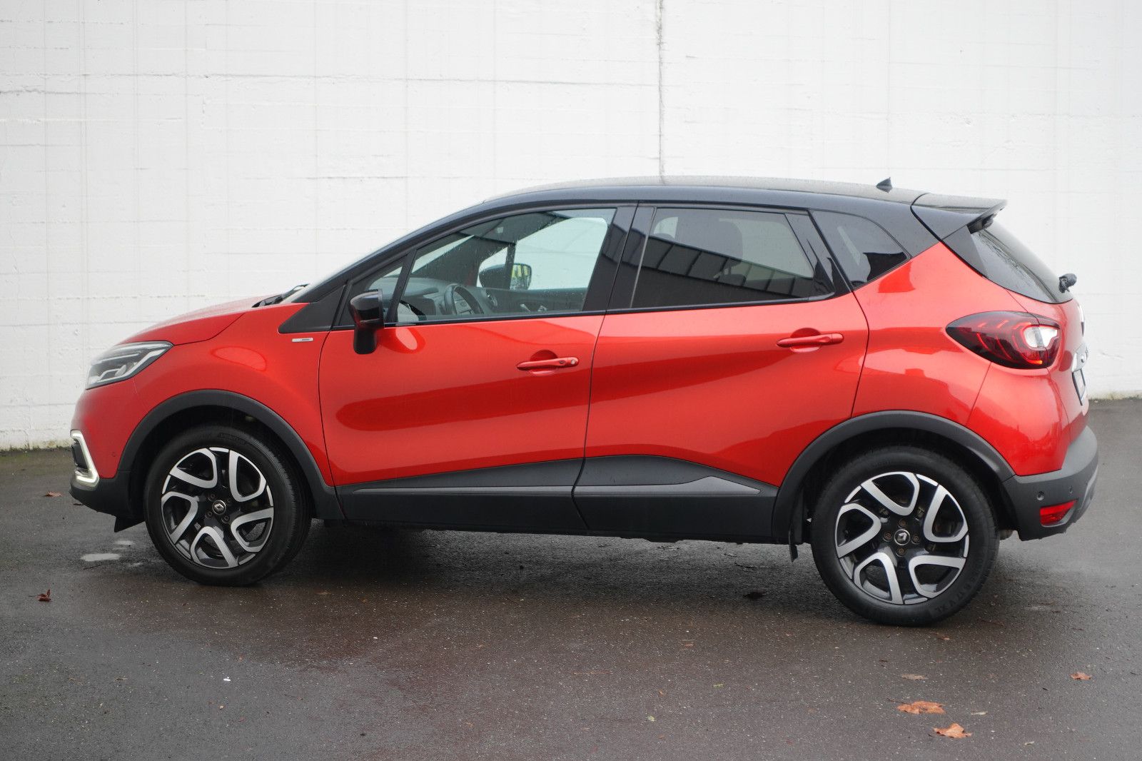 Fahrzeugabbildung Renault Captur BOSE Edition 1.3TCe,Navi,Sitzhzg,AHK,LED