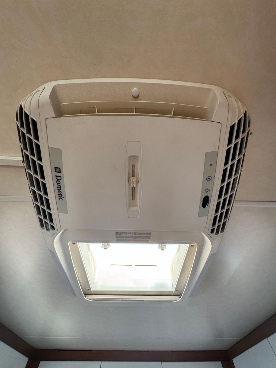 Fahrzeugabbildung Knaus 650 MEG 50 YEARS EDITION SOLAR AHK LUFTFEDERUNG