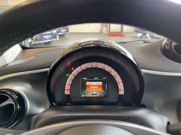 Smart ForTwo coupe 52kW *19%MwSt*MFL*NAVI*SHZ*