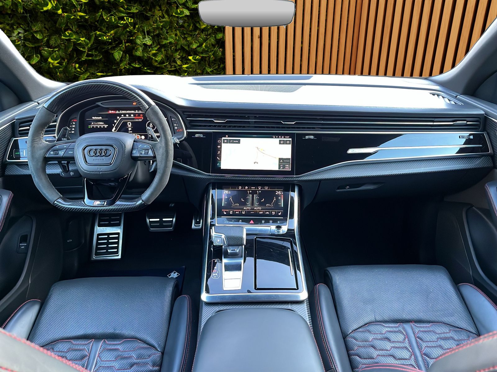 Fahrzeugabbildung Audi RSQ8 4.0 TFSI quattro*Keramik*HUD*23"*Stdhzg**