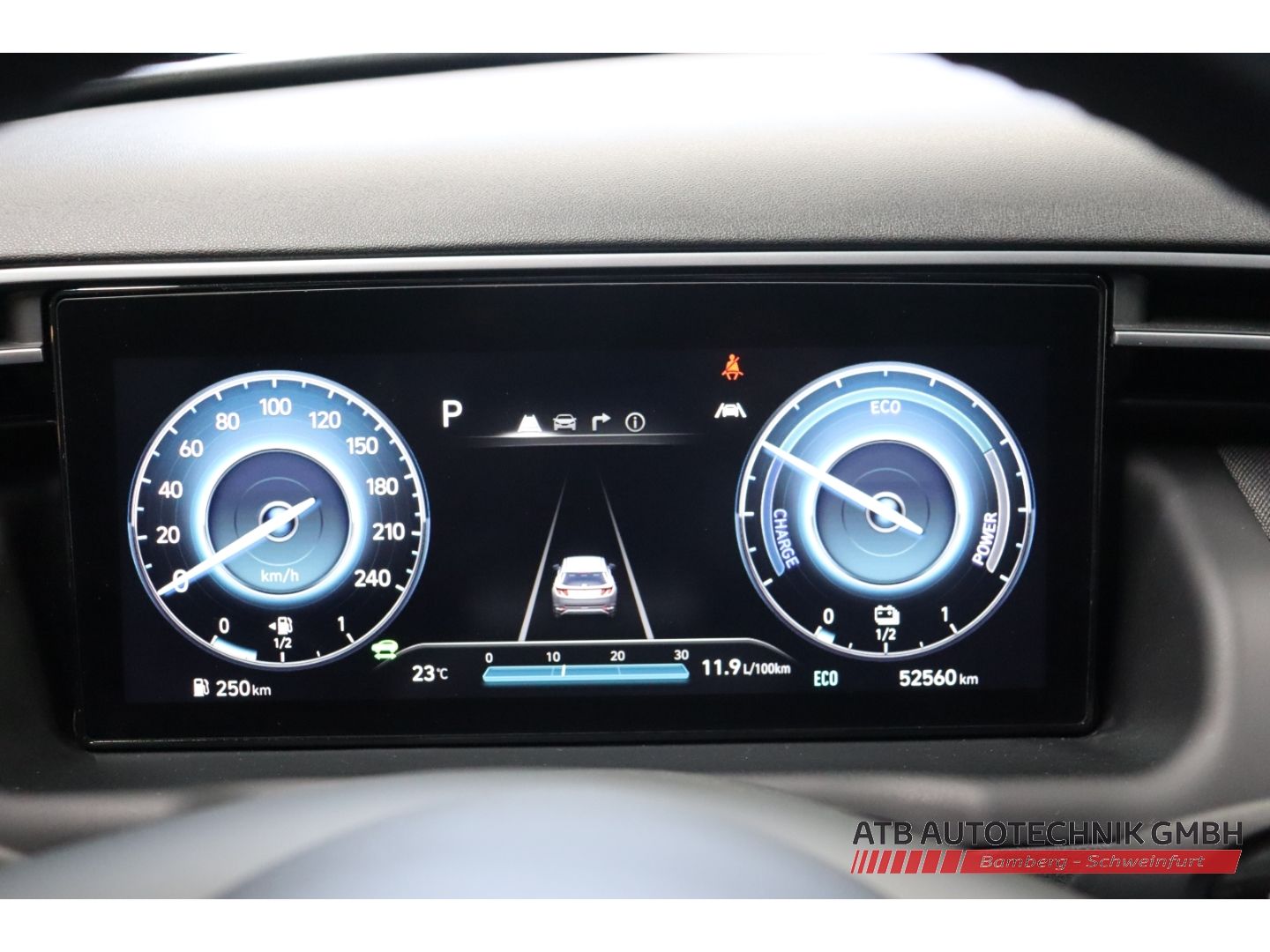Fahrzeugabbildung Hyundai Tucson Trend Hybrid 1.6 T-GDi 2WD AHK Navi LED