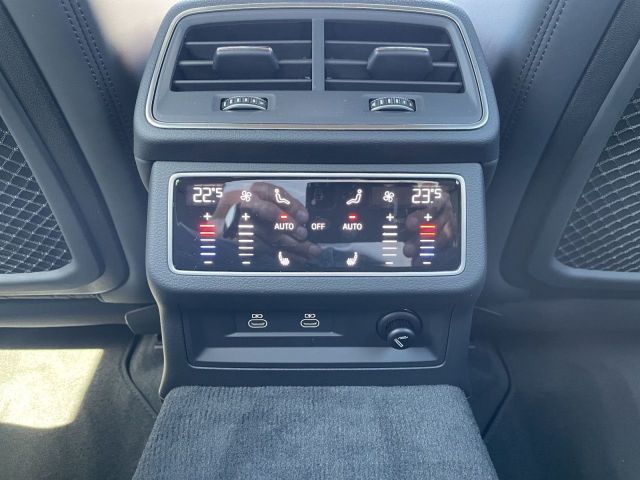 RS6 Avant 4.0 TFSI qu Sportpaket Head Up Display