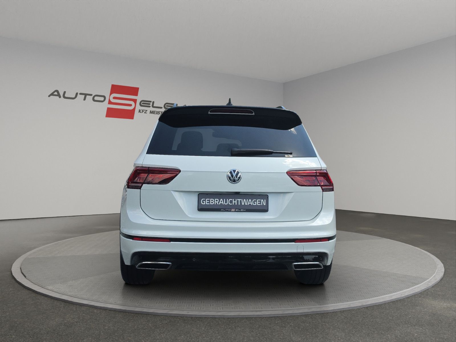 Fahrzeugabbildung Volkswagen Tiguan  R-LINE HiGHLiNE  4MOTION PANORAMA DACH