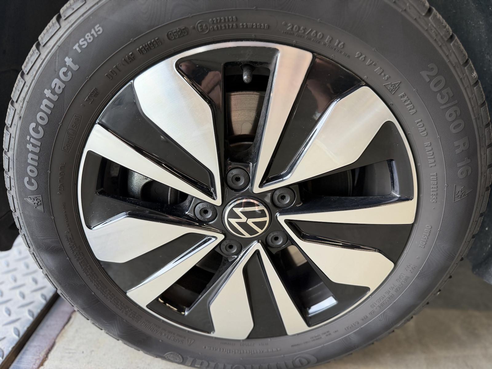 Volkswagen Touran 1.5TSI DSG Goal 7 Sitze NAVI Heckkl.el., миниатюра 3