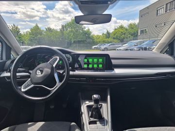 Volkswagen Golf - 10