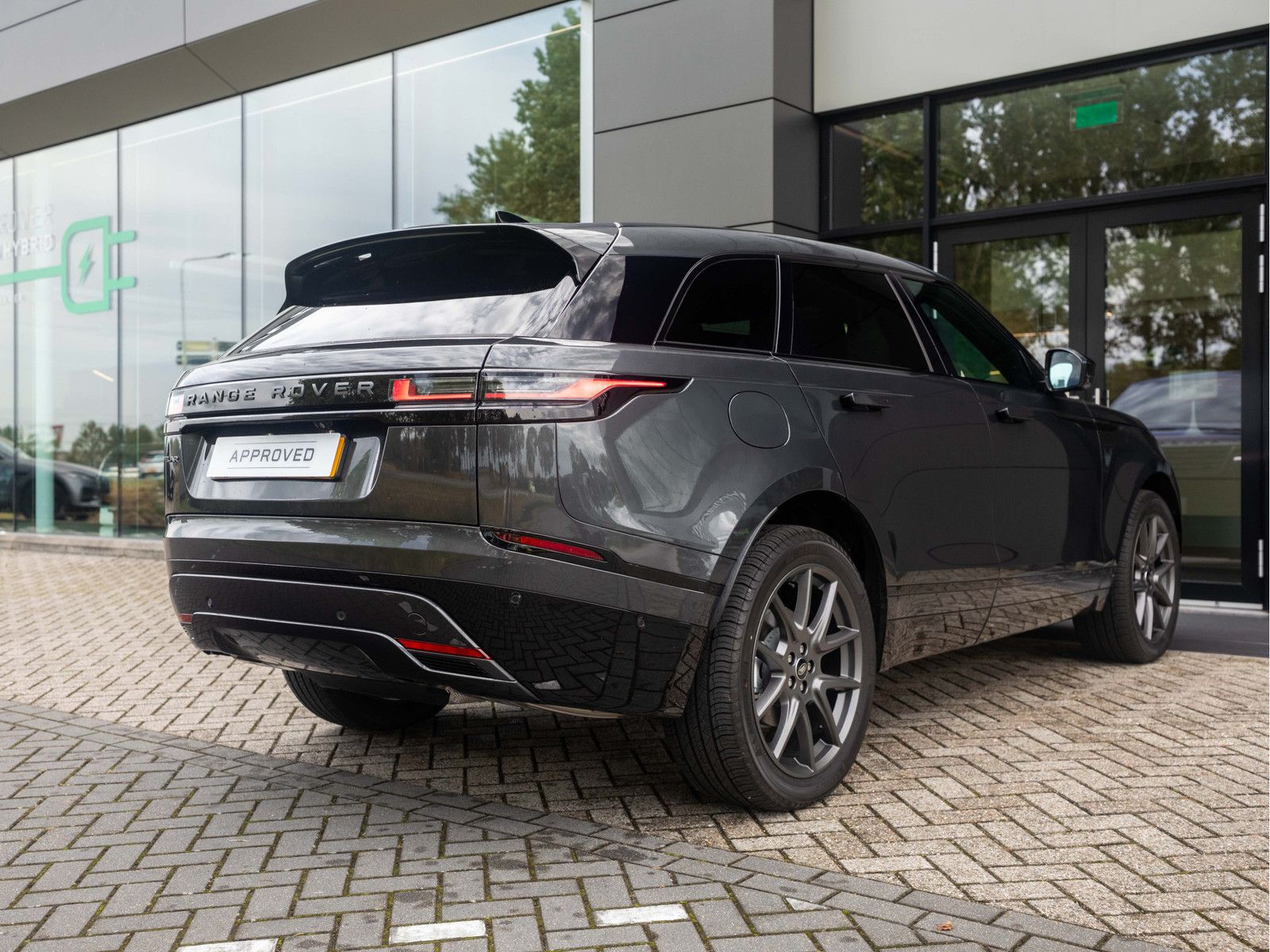 Land Rover Range Rover Velar P400e AWD Graphite Edition PHE imagem 3