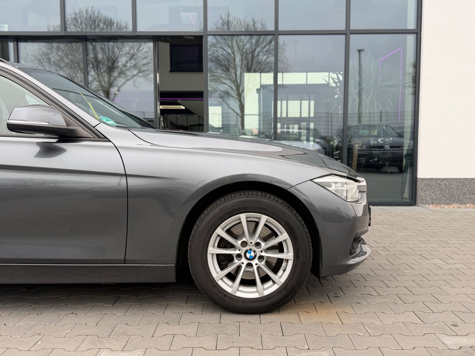 320d Aut. Advantage Pano Leder Navi HUD