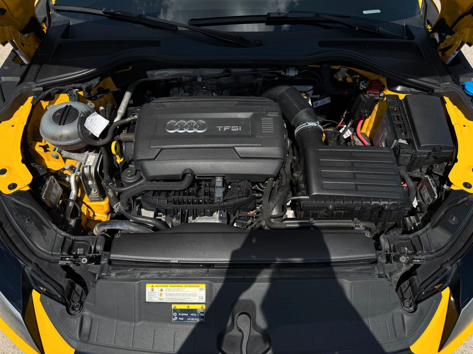 Fahrzeugabbildung Audi TT Roadster 2.0 TFSI DSG S-Line B&O Alcan. SHZ
