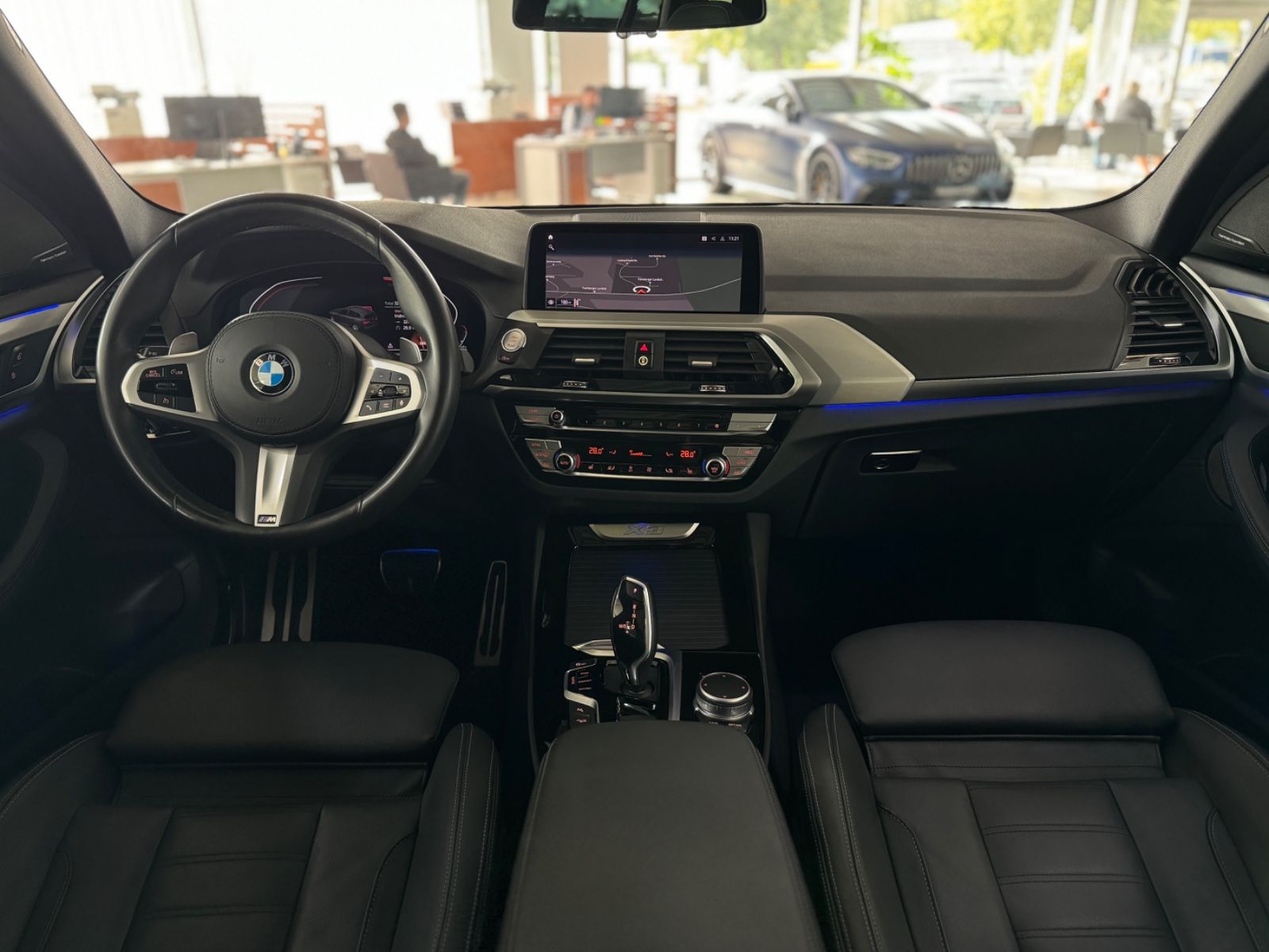 Fahrzeugabbildung BMW X3 xD30i M Sport DAB Kamera AHK LED Panorama H/K