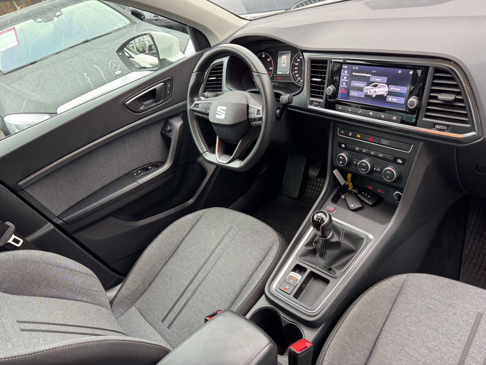 Ateca Style *Spurhalt.*Start/Stopp*Kamera*Temp.*