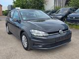 Volkswagen Golf 1.6 TDI DSG Compf/NAVI/527 - Volkswagen Golf mit Diesel-Antrieb: 5.5
