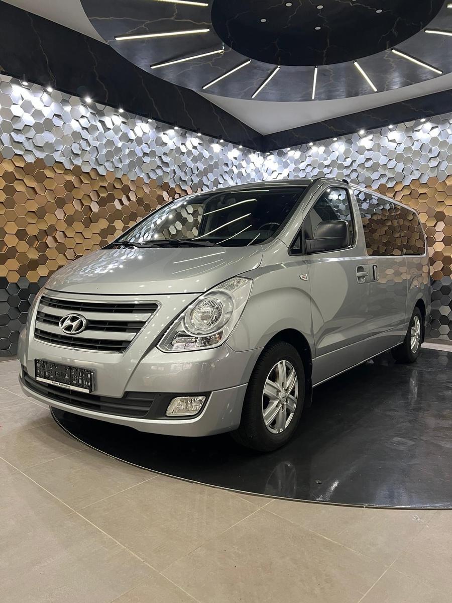 Hyundai H-1 Travel /8-Sitzer/2x Schiebedach/