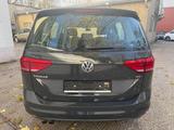 Volkswagen Touran Highline Navi RFK AHK LED 1.Hand - Volkswagen Touran: Highline