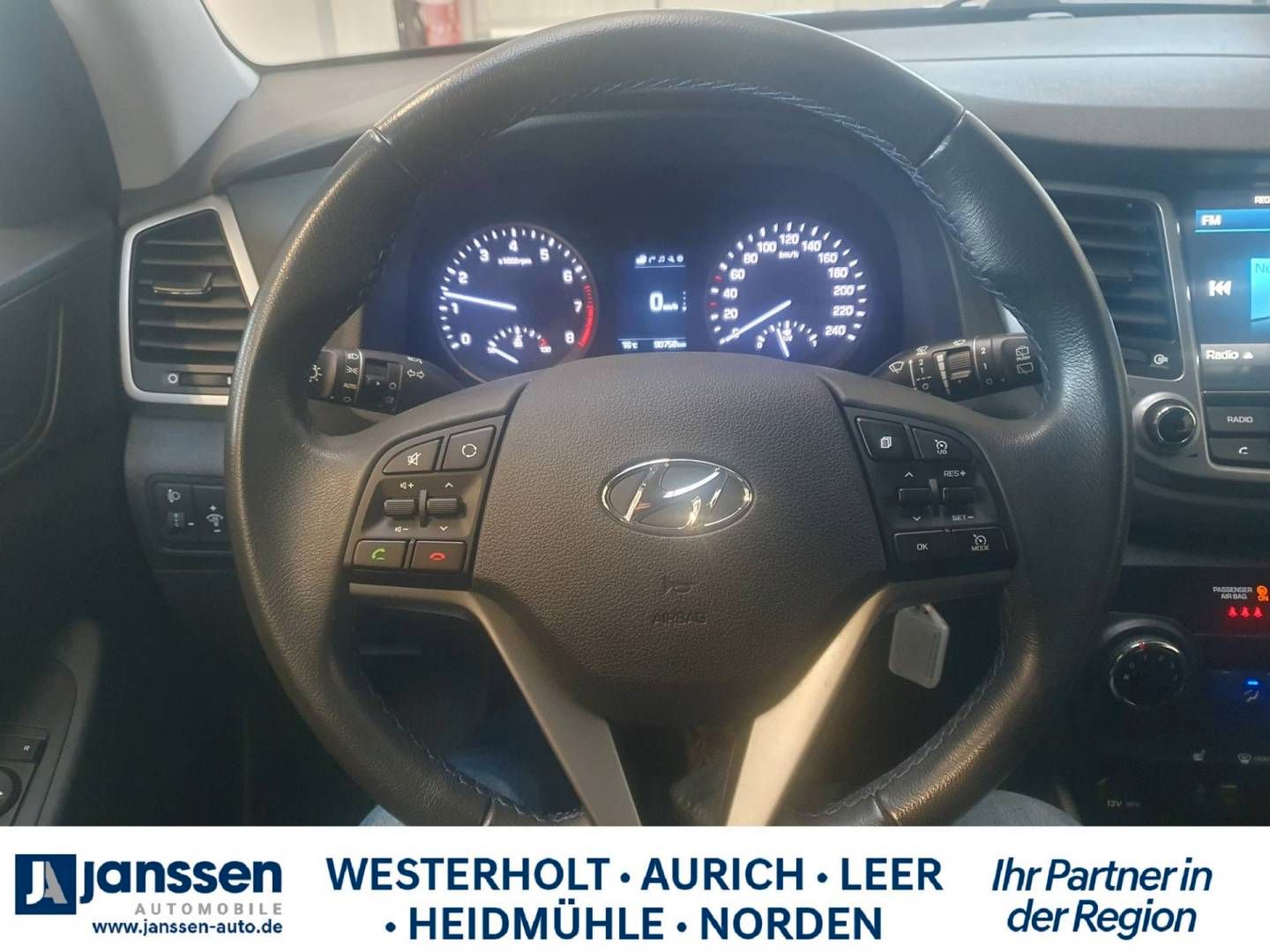 Fahrzeugabbildung Hyundai TUCSON Classic Navigation