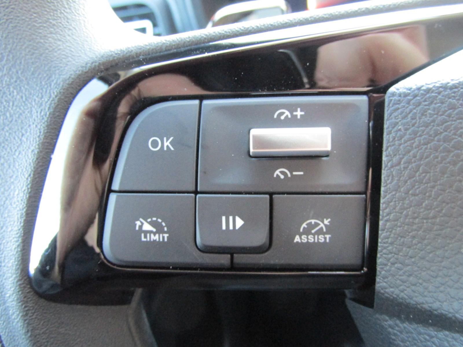 Citroën Berlingo Plus XL EAT8 AT * Sitzheizung, Rückfahr
