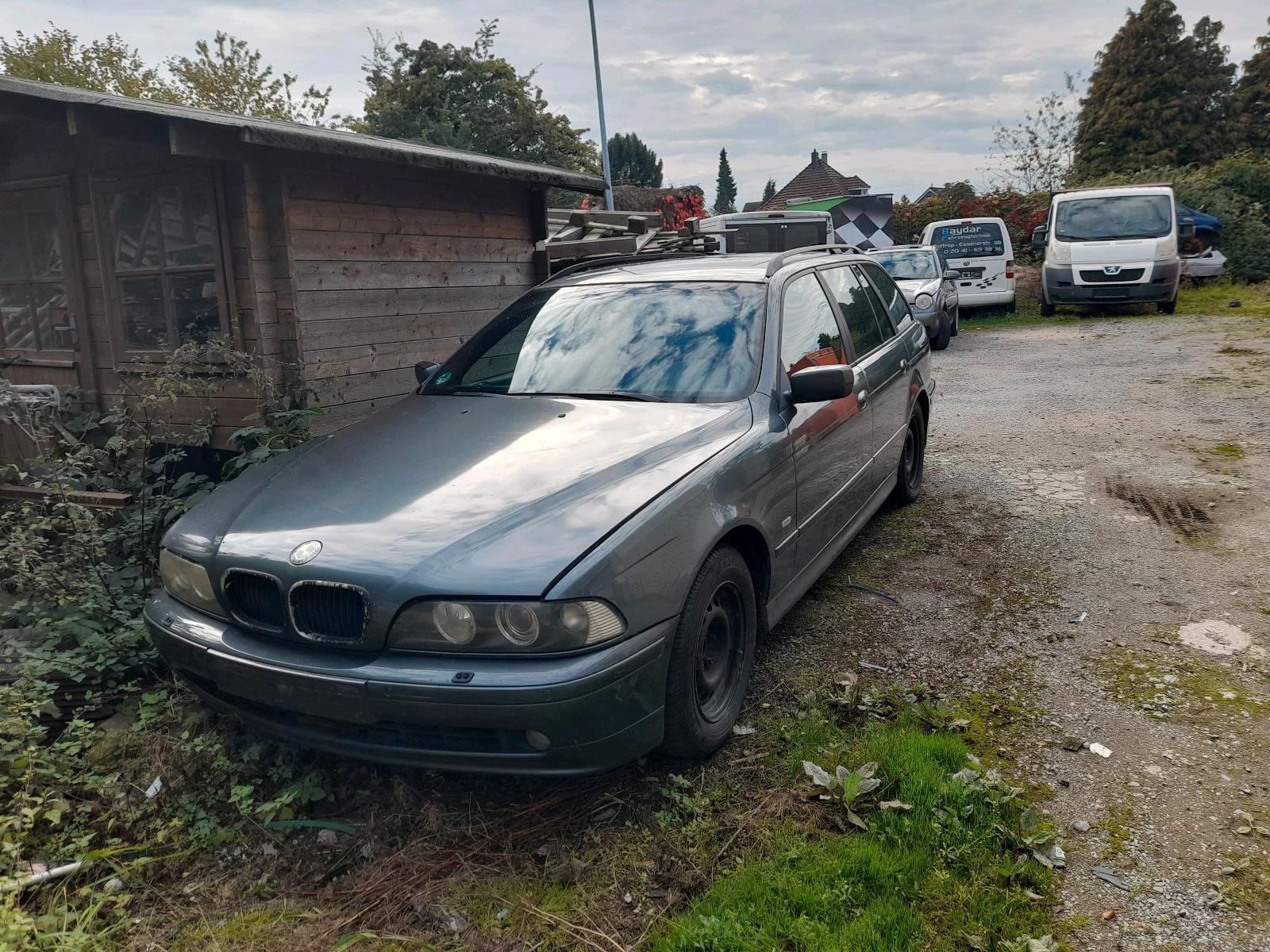 BMW 525