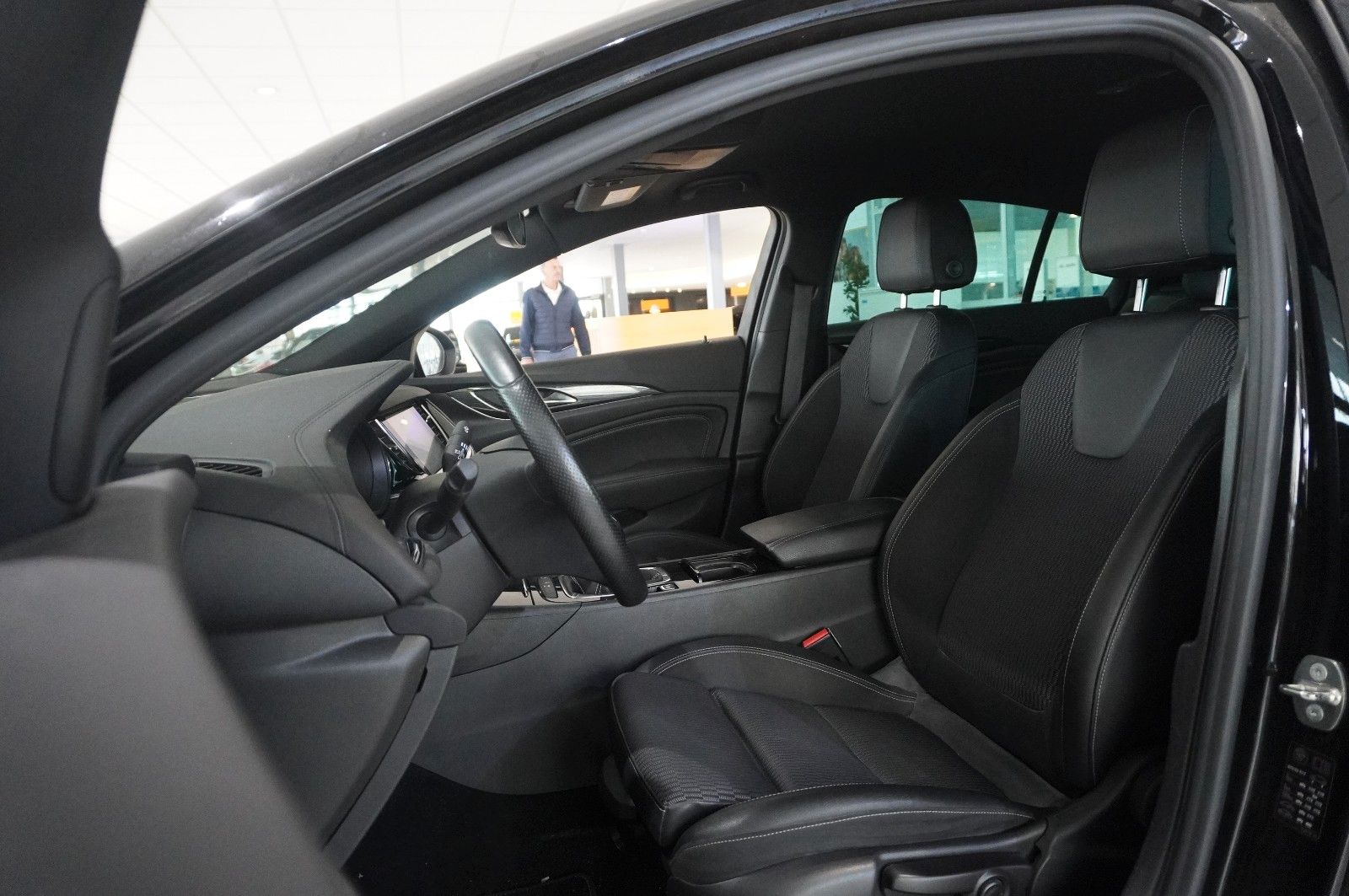 Fahrzeugabbildung Opel Insignia B GS 1.5T INNOV. NAVI/LED/KAMERA/SPORT