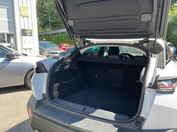 Peugeot 408 - 8