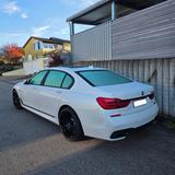 BMW 750 Li M-Paket 3D-Umgebungskamera Massage 21" - BMW 7er Reihe: M Paket