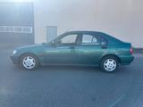 Honda Civic 1.6i LS+Automatik - Honda Civic mit Benzin-Antrieb: Limousine, 1.6