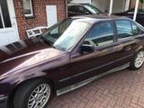 BMW 316i 316i - BMW 316 aus 1993: 316i