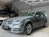 Mercedes-Benz C 200 CDI/MOTOR NEU/GARANTIE/DISTRONIC - Mercedes-Benz C 200 aus 2011 mit Diesel-Antrieb: Kombi