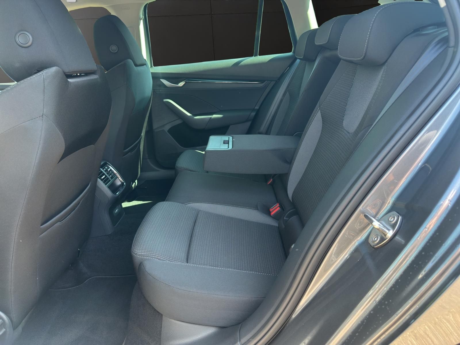 Octavia 2.0 TDI 110 kW Selection AHK PDC v+h SHZ