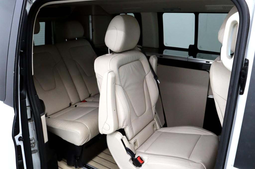 Fahrzeugabbildung Mercedes-Benz V 300 Marco Polo 4x4 AMG 5 Sitze Sound Airmatic