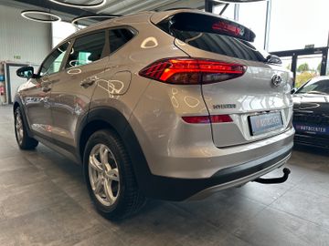 Hyundai Tucson *TEMPO*AHK*LED*NAV*SHZH*LKHZ*KLIMA*
