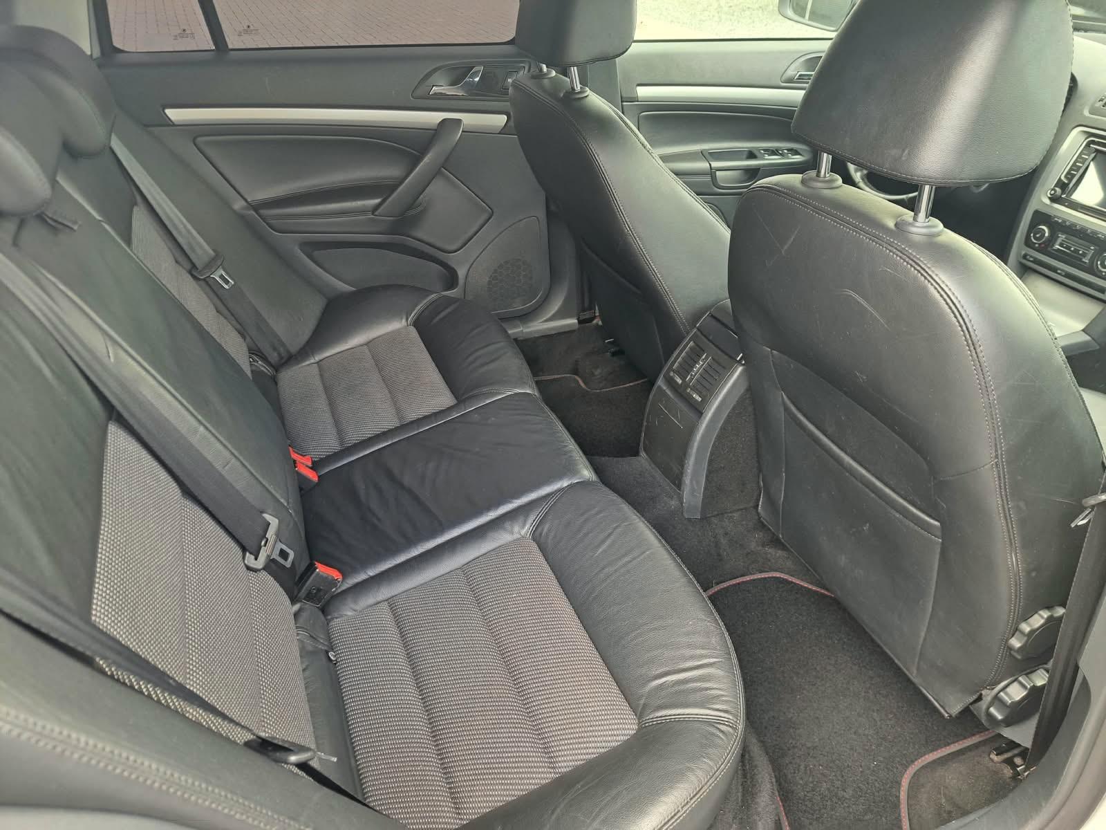 Skoda Octavia 2011 — photo 14