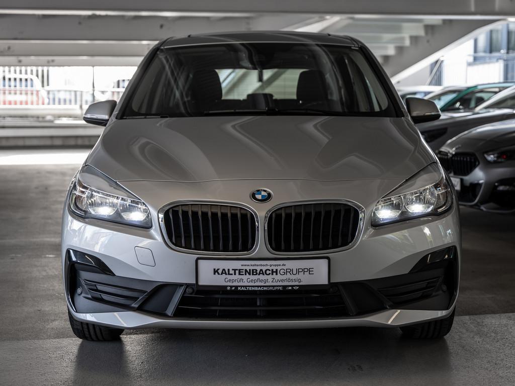 BMW 216 Gran Tourer FACEL. PANO AHK NAVI KAMERA SHZ