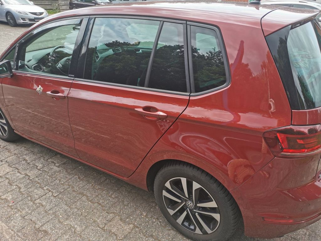 Image of Volkswagen Golf Sportsvan